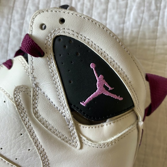 EUC Air Jordan 7 Retro “Fuchsia Glow” 442960-127 Size 7.5Y/ Women's 8.5 - Picture 6 of 15